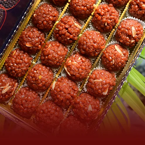 Rajasthani Mehndi Celebrations Govindam Sweets: Traditional Desert Wedding 1 : Rajasthani Mehndi celebration showing traditional excellence
